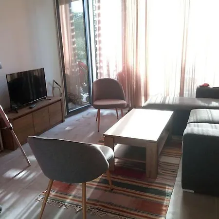 Vala Mar C/156 Apartment *